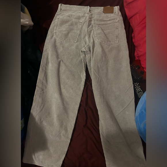 Levis Corduroy beige high waisted pant Size US30 - Picture 4 of 5